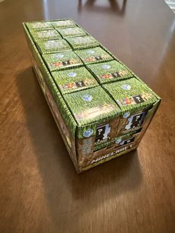 (RARE) Minecraft Earth Series Mini figure Full Case (New and sealed) 