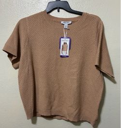 Nine West top