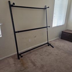 Queen Size Metal Bed Frame