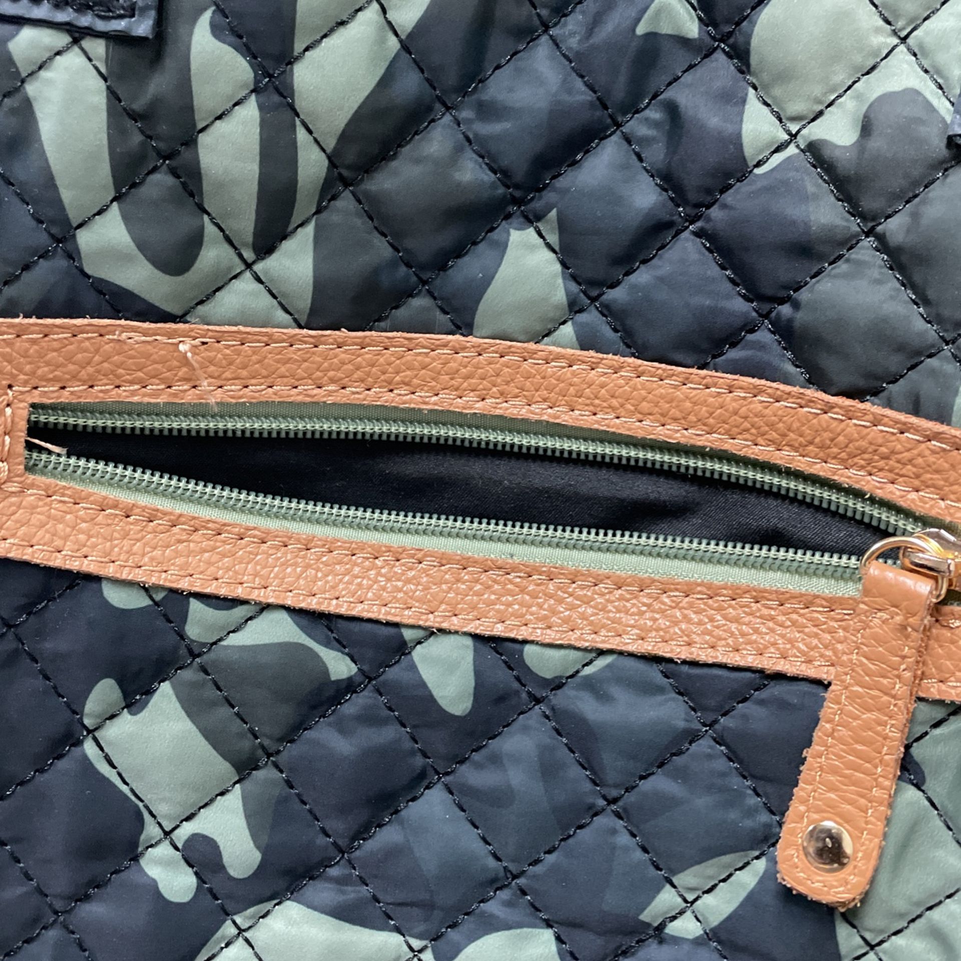 Safari Print Bag Excellent Condition 15.00