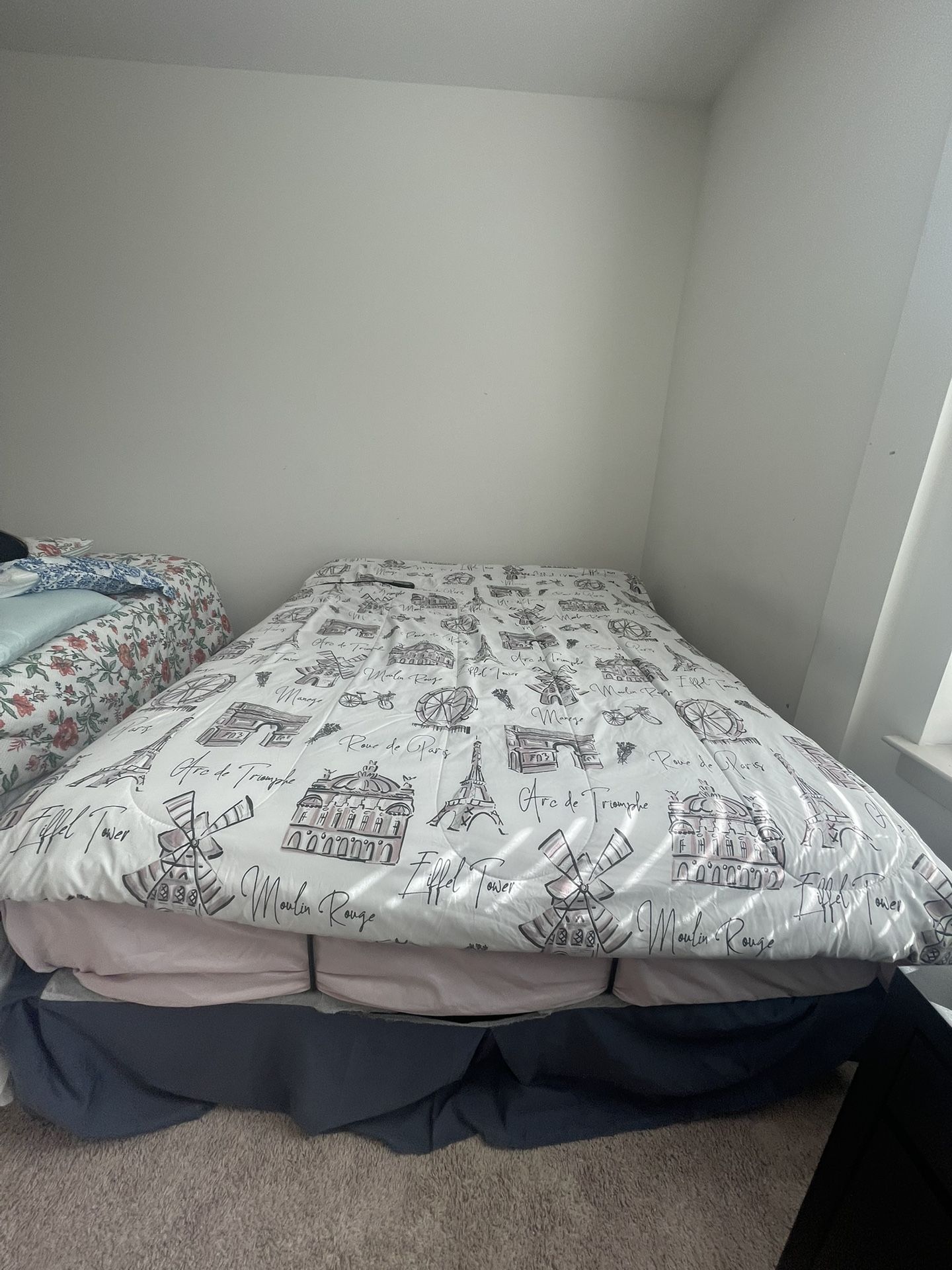 Queen Mattress with Adjustable Base
