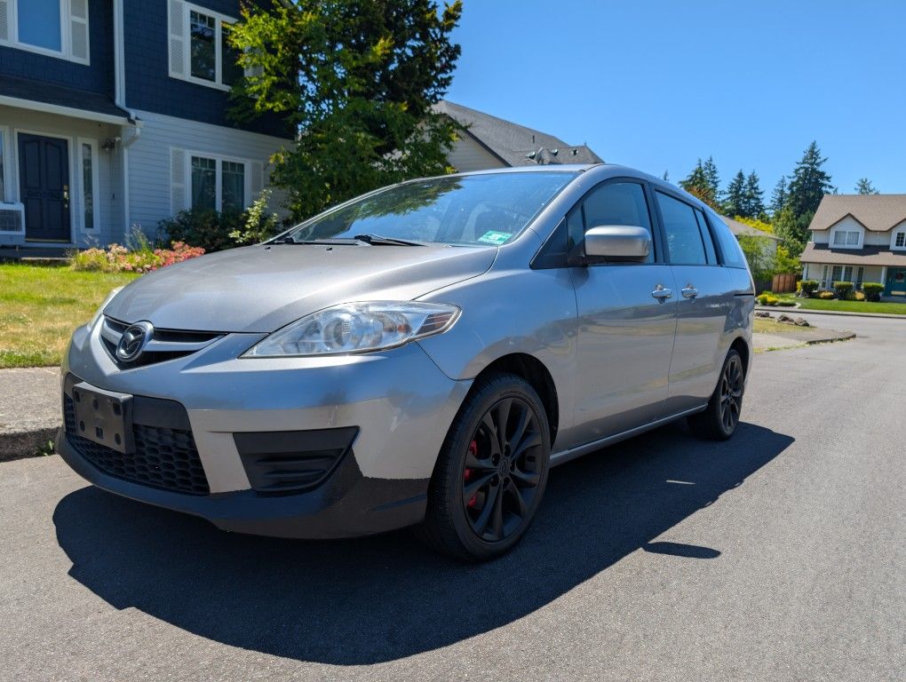 2010 Mazda Mazda5 Minivan 