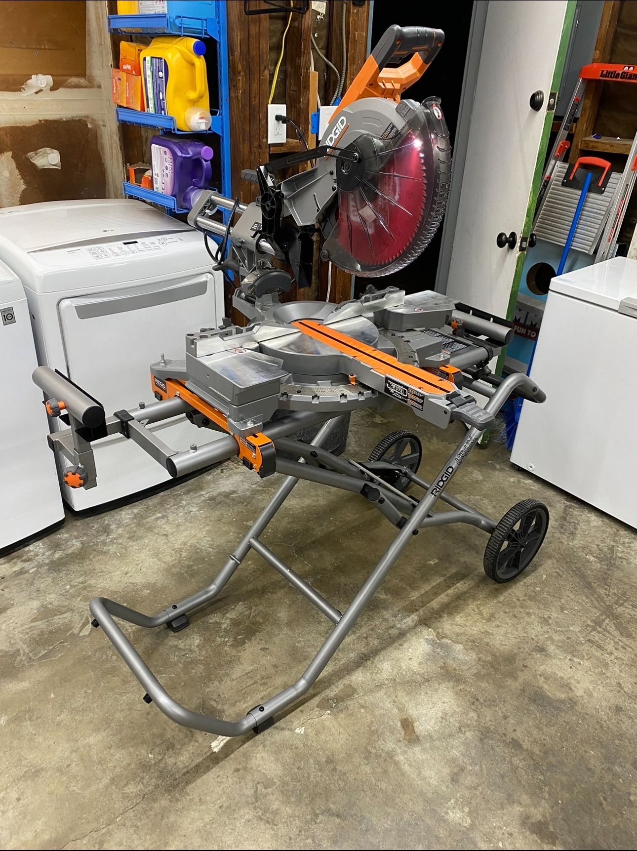 15 Amp Rigid 12’ Dual Bevel Sliding Miter Saw & Stand