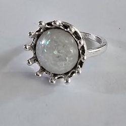 MOONSTONE SIZE 6 QUALITY TITANIUM FOREVER WEAR SILVER NEW FASHIONISTA RING