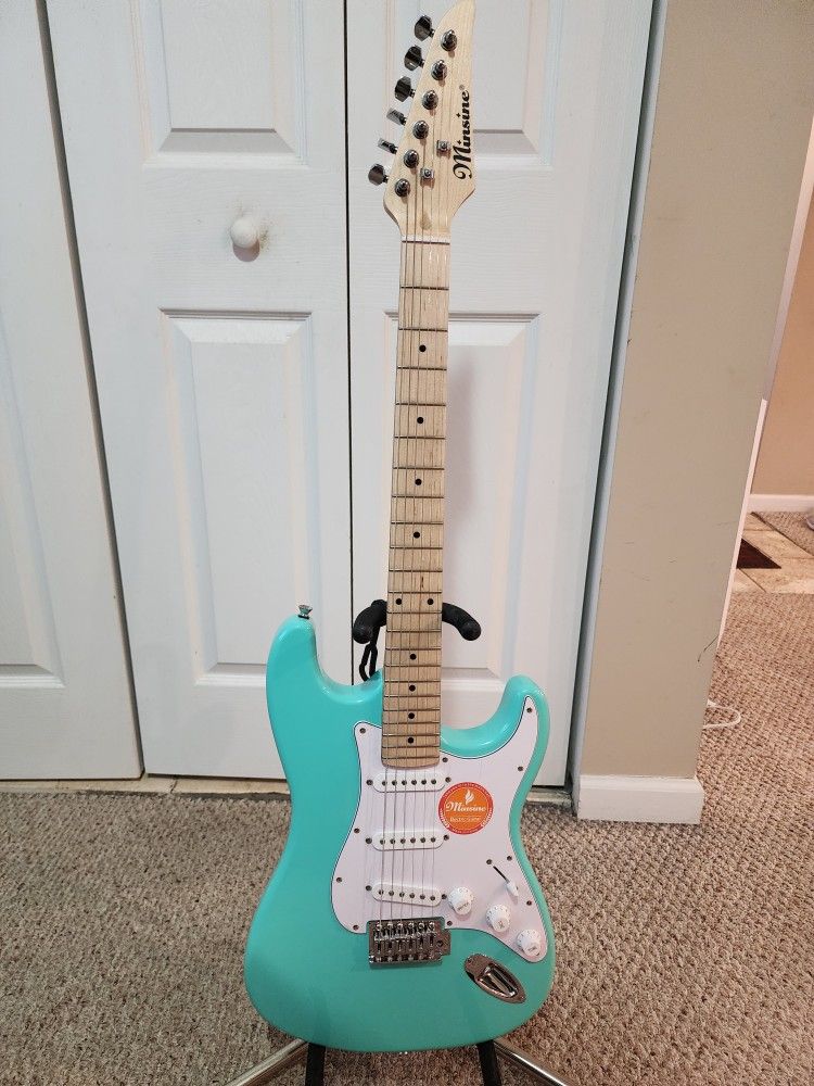 Strat Style Electric Guitar 