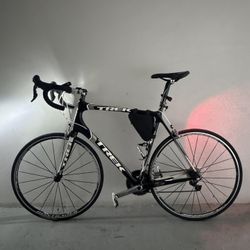 Trek bike madone 5.2 full carbon