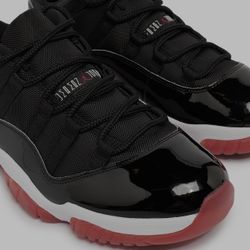 Authentic Jordan 11 Low (4Trade)