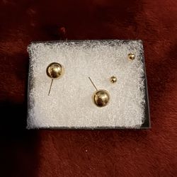 Gold Pearl Earrings 
