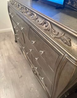2 dressers for $500