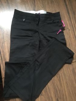 New juniors black dress pant. Sz 3