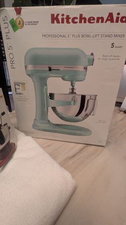 KitchenAid Professional 5 Plus Series 5-Quart Bowl-Lift Stand Mixer Aqua Sky color.