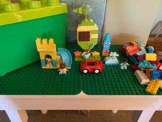 Lego Duplo Table and Set of Pieces, Kid/Toddler Toys