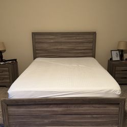 Queen Gray Wood Bed Frame (Headboard and footboard) 