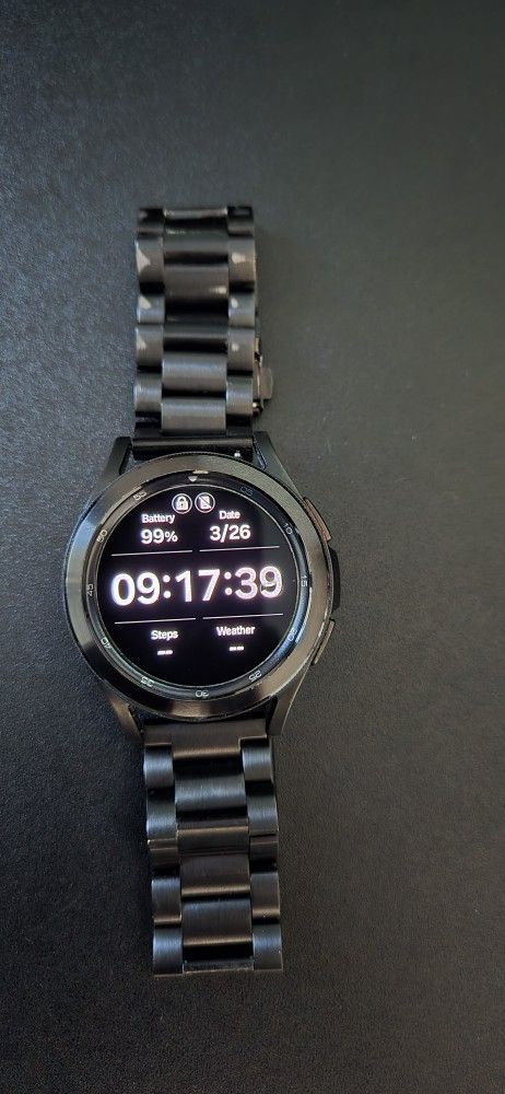 Samsung Galaxy 4 Classic Watch in excelent Condition