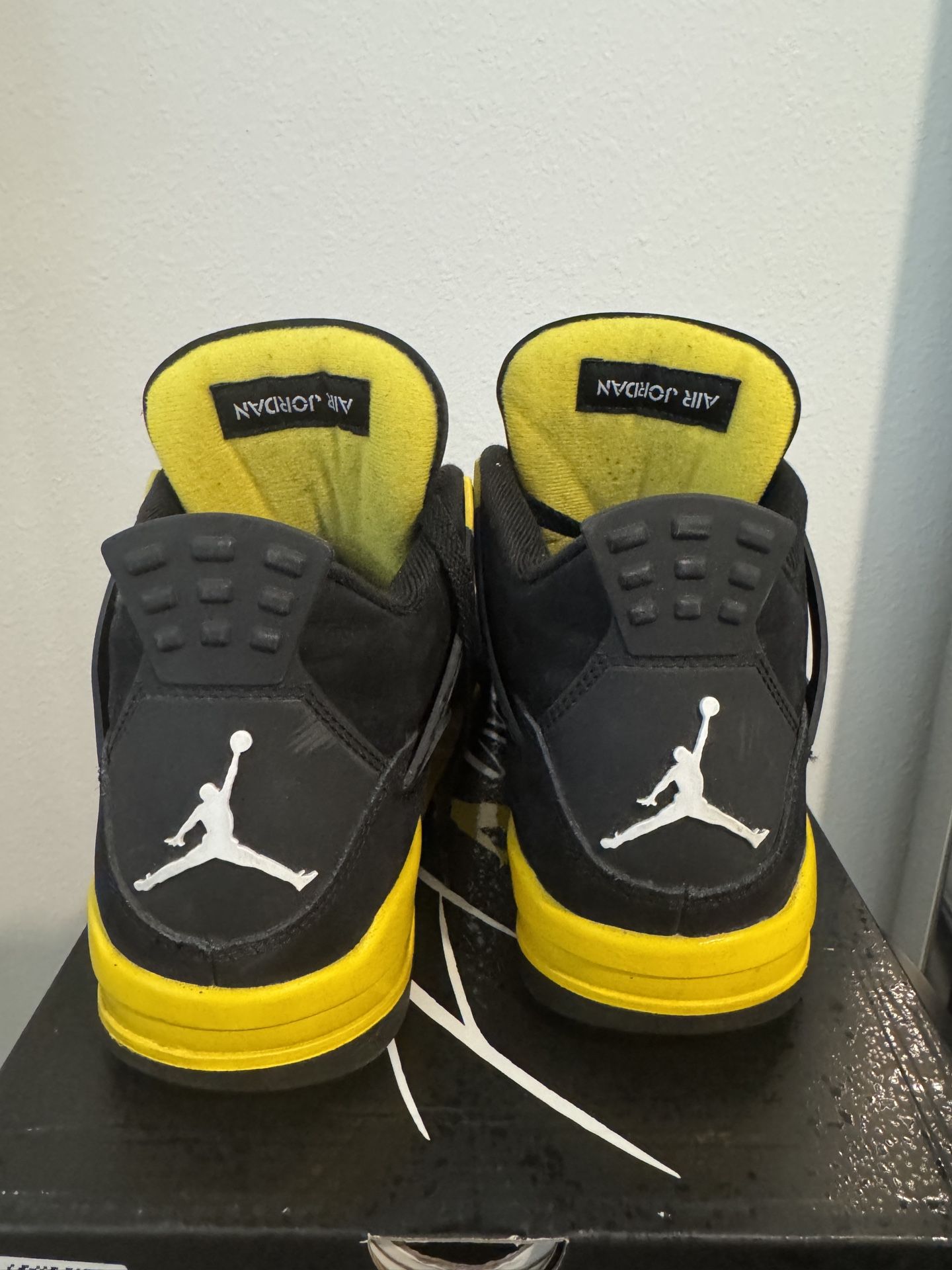 Jordan Retro 4