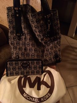 Michael kors bag and wallet