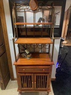 Wood Bar Hutch