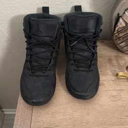 Jordan 12s Size 7 