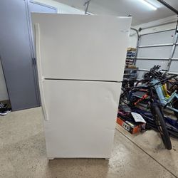 Whirlpool Refrigerator 