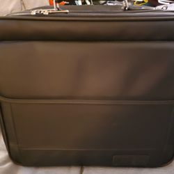 Targus Leather A/V Multipurpose Bag