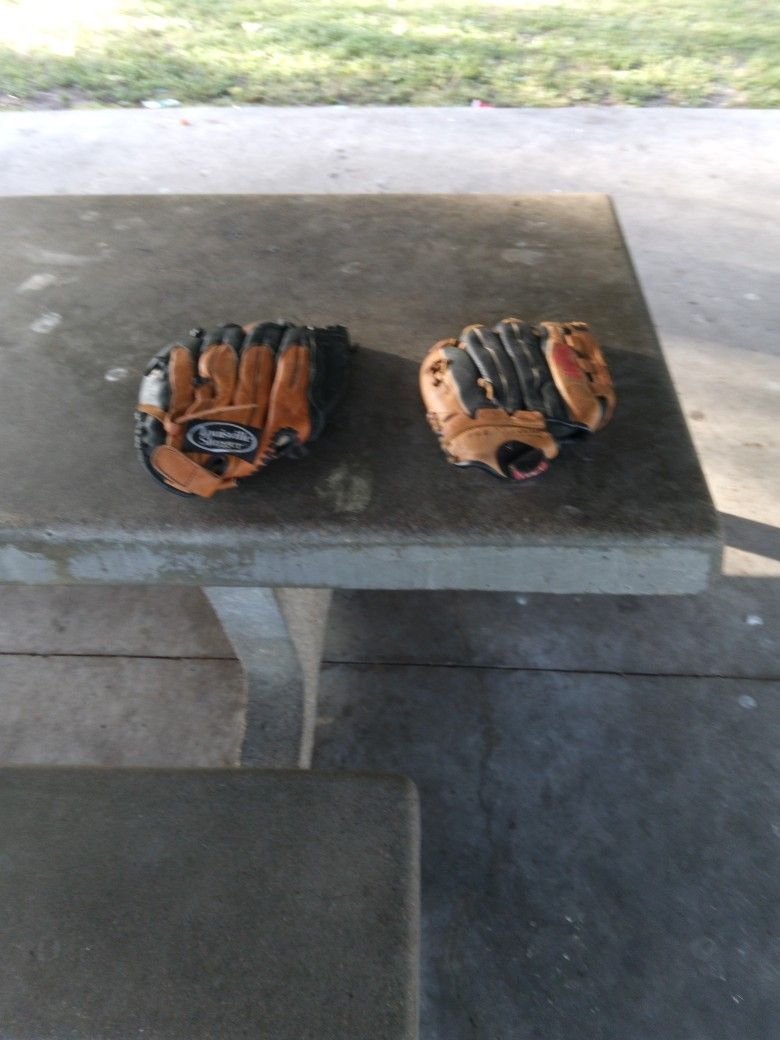 Antique Baseball Gloves