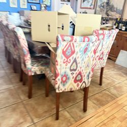 12 Chairs for $180 dlrs