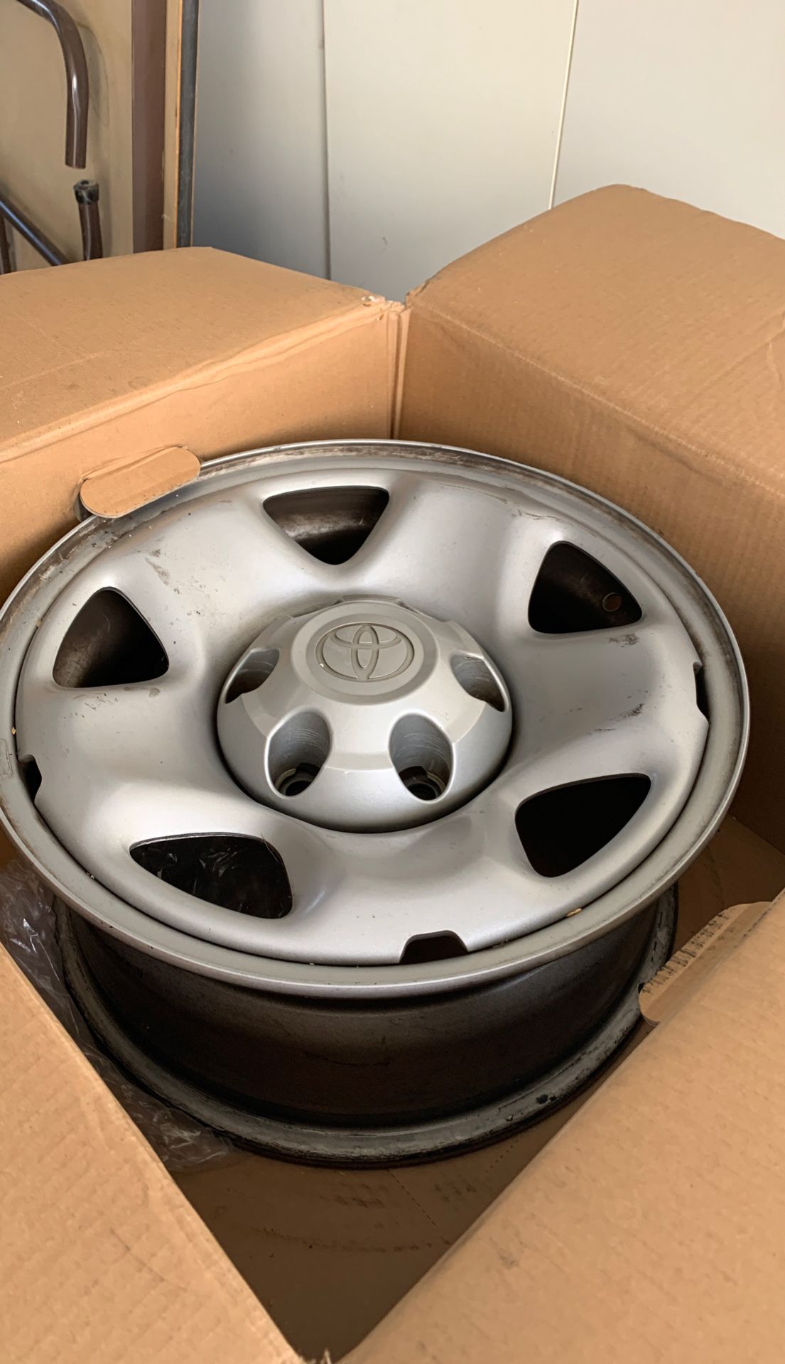 Toyota Tacoma OEM wheels