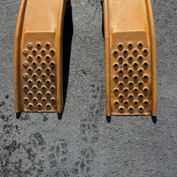 Metal Car Ramps. You Must Pick Up
