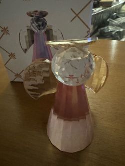 Crystal  Angel pink. 4 inch tall  #angel #holiday. New in the box    for Women, Ideal Gift for Valentine's, Anniversaries, and Home Décor 🎁