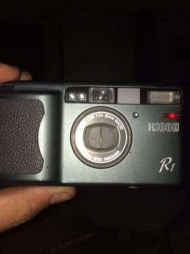 Ricoh R1 Camera