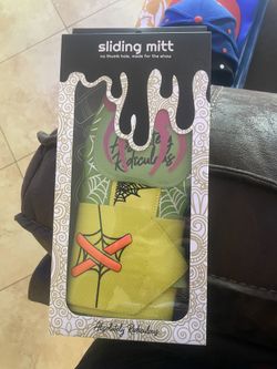 Absolutely Ridiculous Sliding Mitt