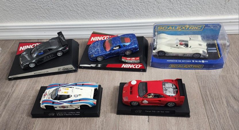 Slot Cars - See Description