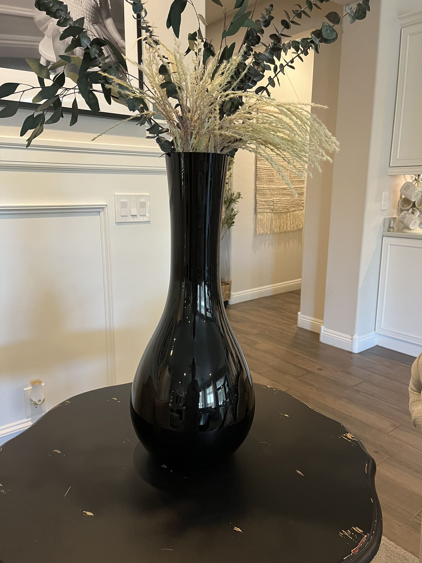 Beautiful Vase & Flowers 