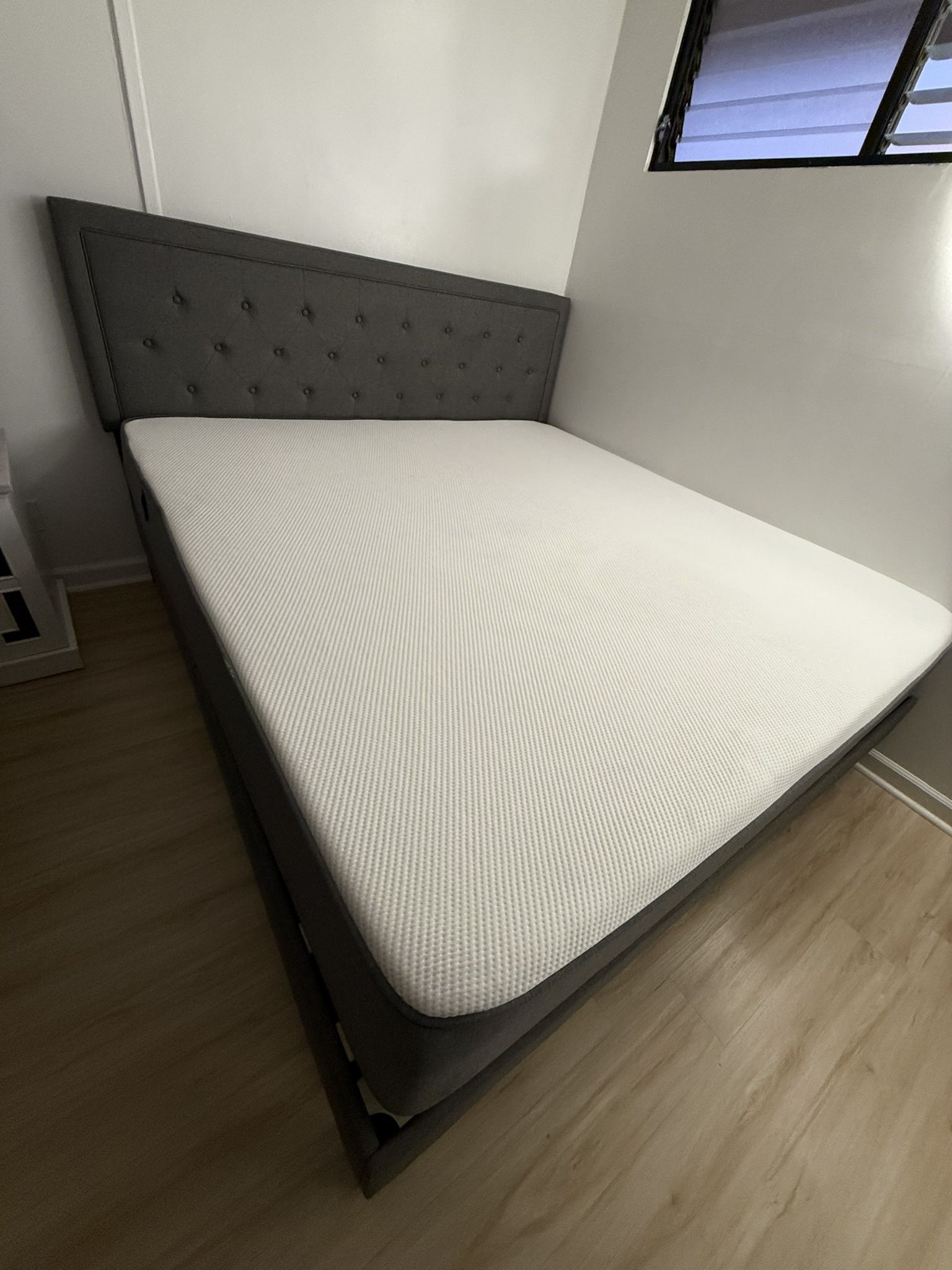 King Headboard & Mattress Lightly Used