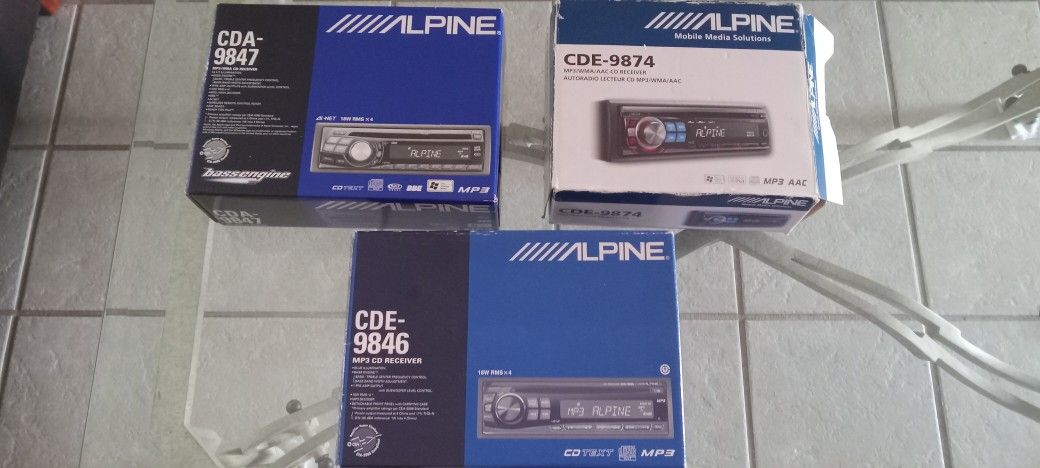 Alpine Am/fm CD /MP3/WMA/AAA Players For Vehicles (3)