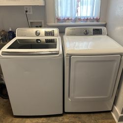 Samsung Electric Washer & Dryer