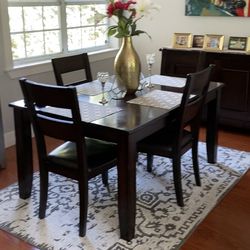 Solid Wood Table & 4 Matching Dining Room Chairs