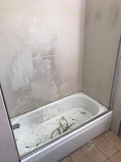 Sinks ,showers, Tubs & Countertops Reglaze