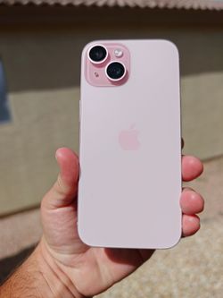 iPhone 15 128GB unlocked pink