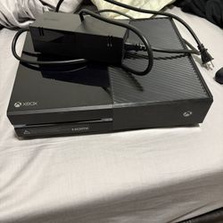 Xbox One First Generation Pre-owned Console