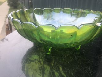 Vintage fruit bowl 12 x 8 no chips or nicks