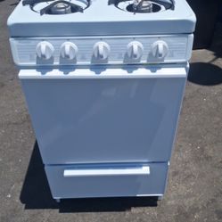 SMALL. STOVE. 20" WIDE...(NOHO AREA)