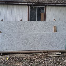 Quarts Countertops - 4 Pieces (2 Sizes)