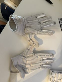 White Rivel football gloves