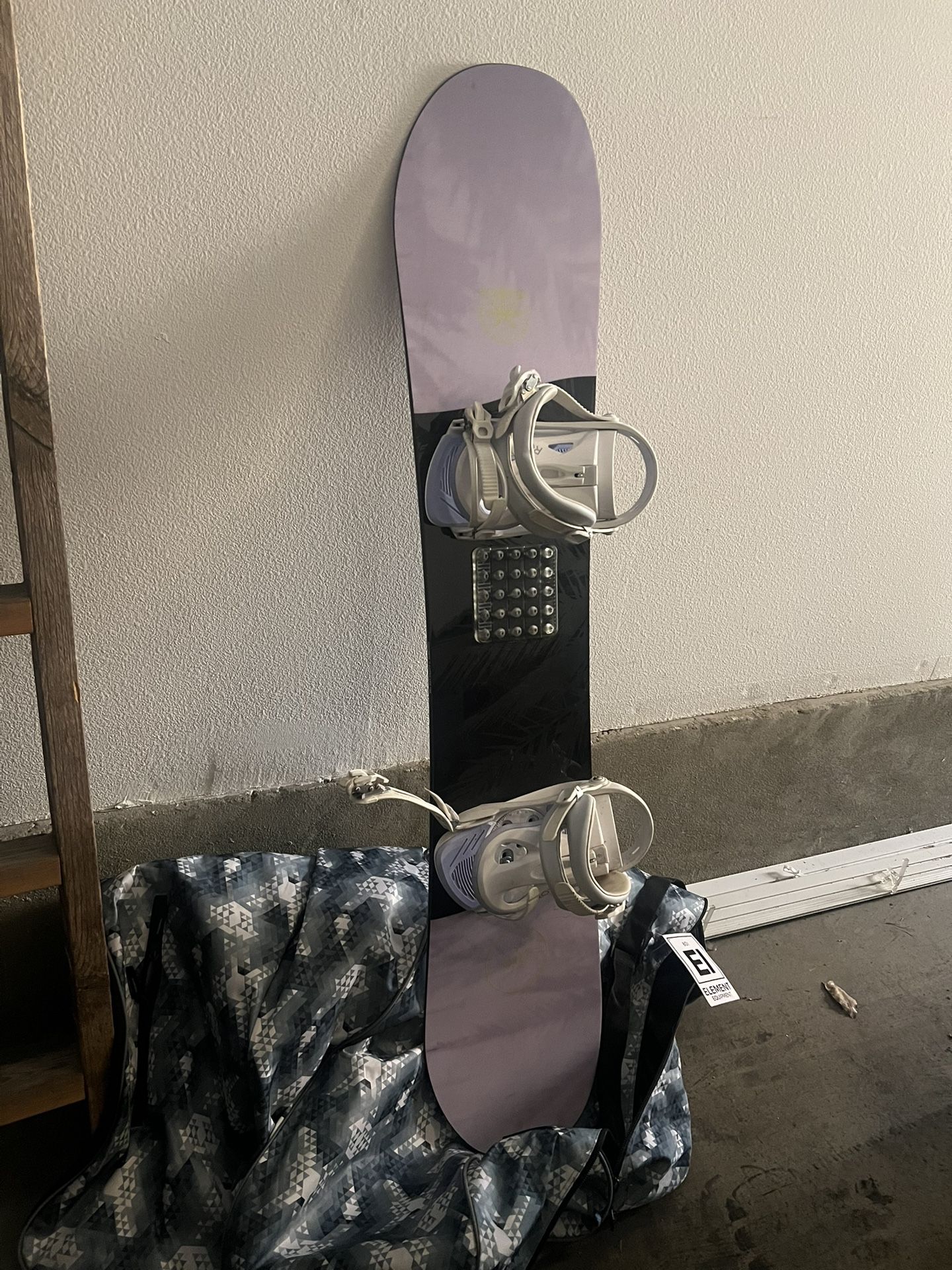 Snowboard
