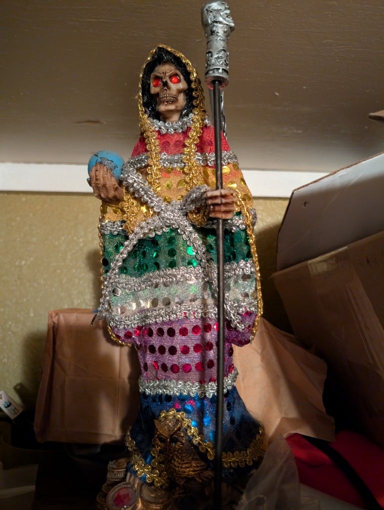 Santa Muerte Statue FREE please Take It