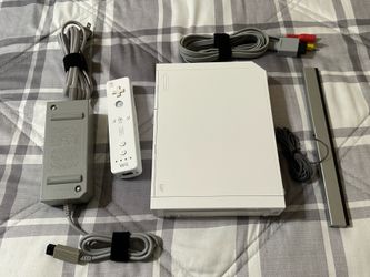 Nintendo Wii System Complete