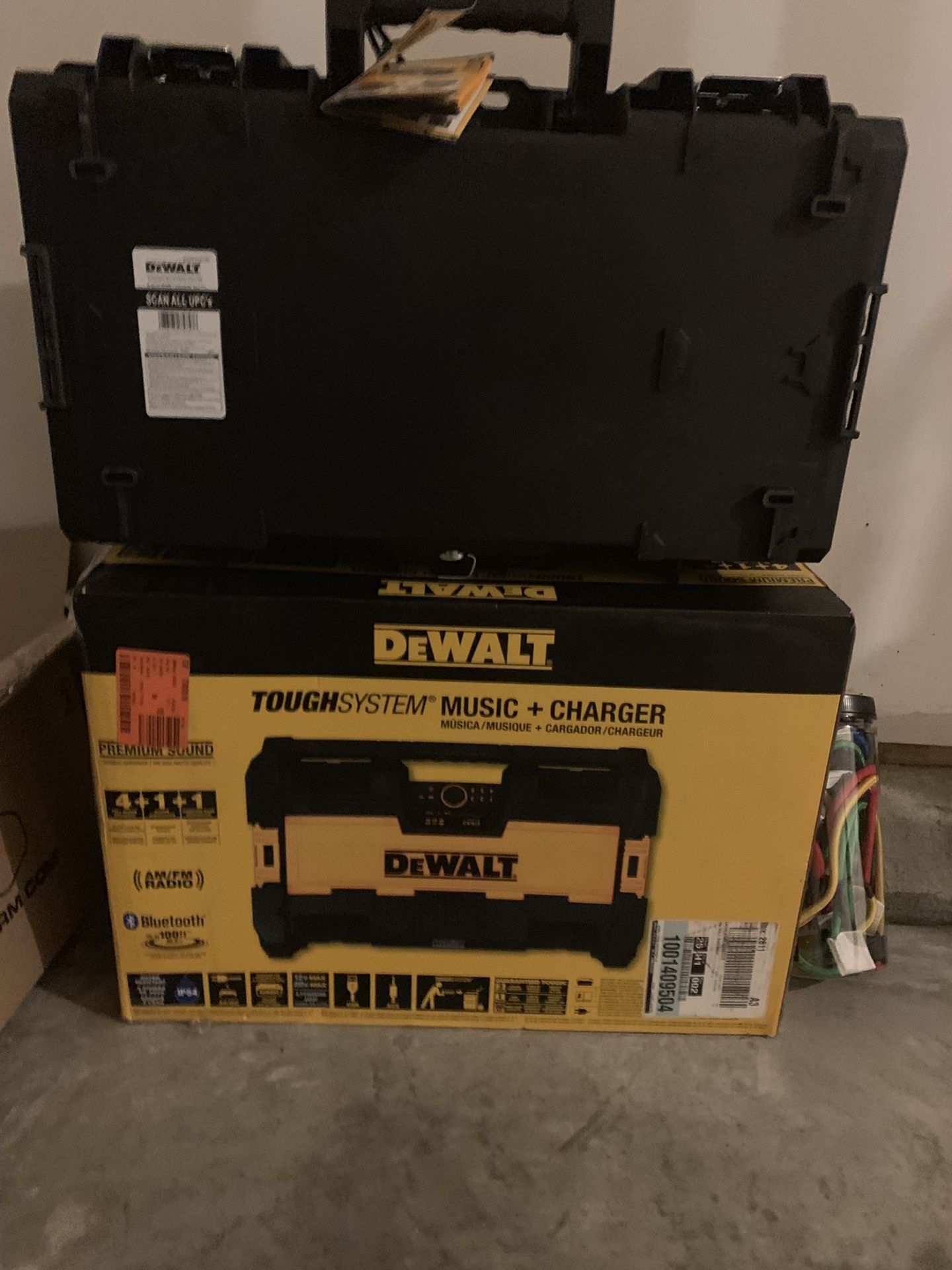 Dewalt “18”in pressure washer surface cleaner. QEP 700xt “7”in tile wet