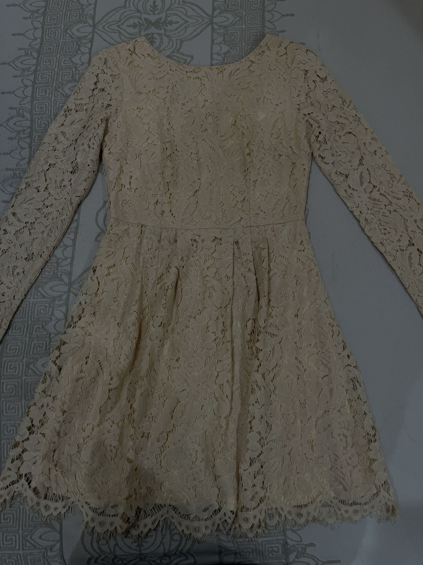 Bohme Lace Dress - www.rajagirimanappuram.com