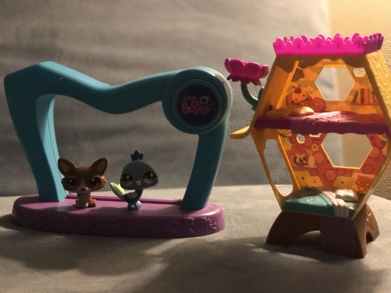 Littlest pet on sale shop stage